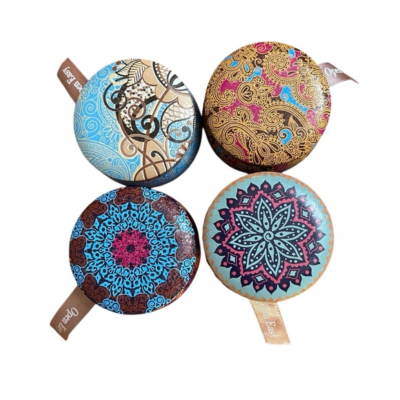 Candles in a vibrant-colored tin Gift set Birthday Holiday Decore‎ House Warming - Picture 4 of 6